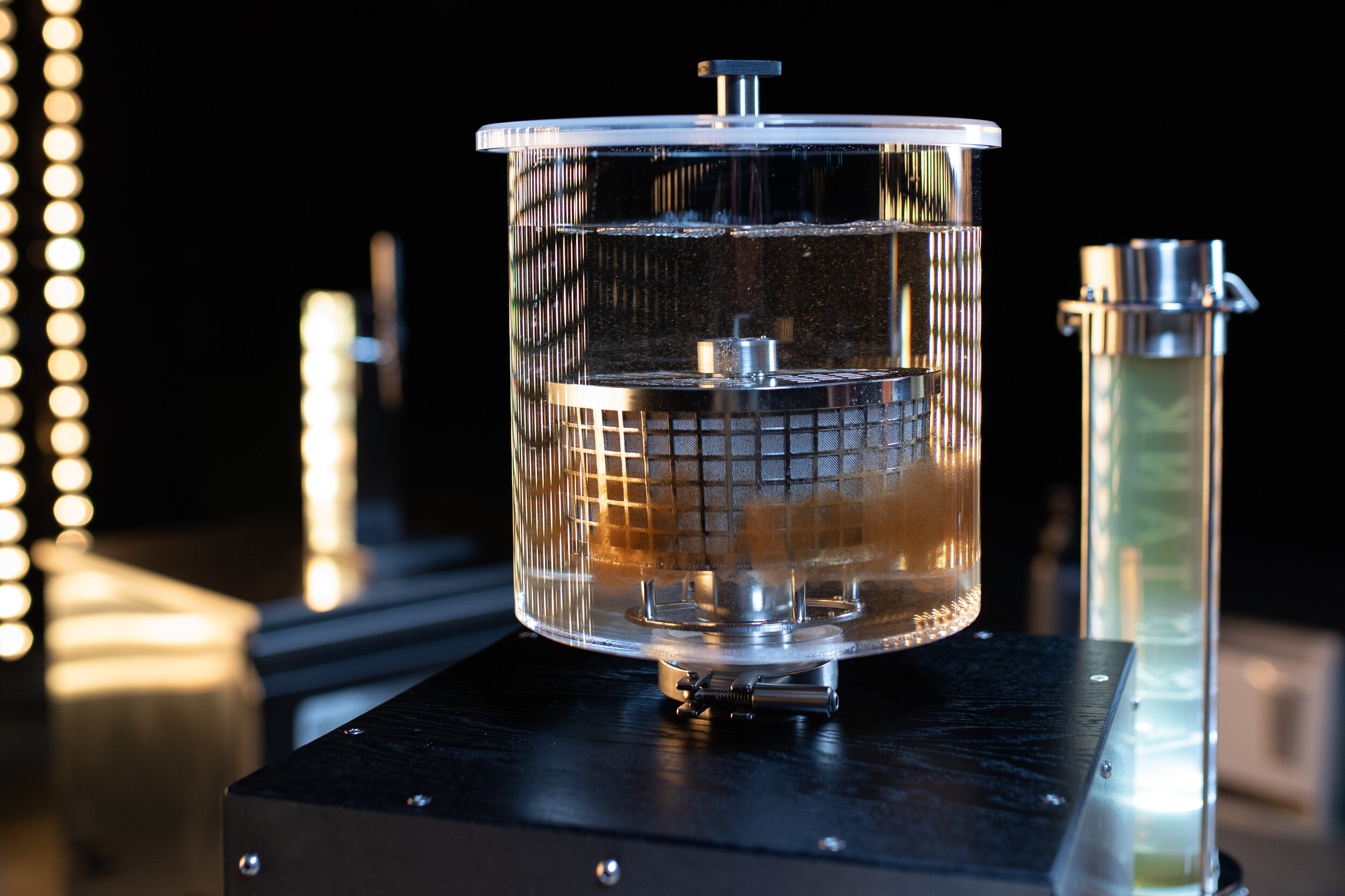 PRIMARY-Baby Hard Tank; fast cold brew and nitro cold brew maker..jpg